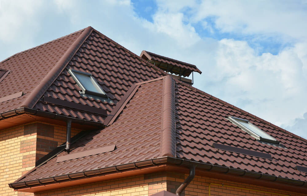 Calgary roofing contractor work | safe roof removal and install